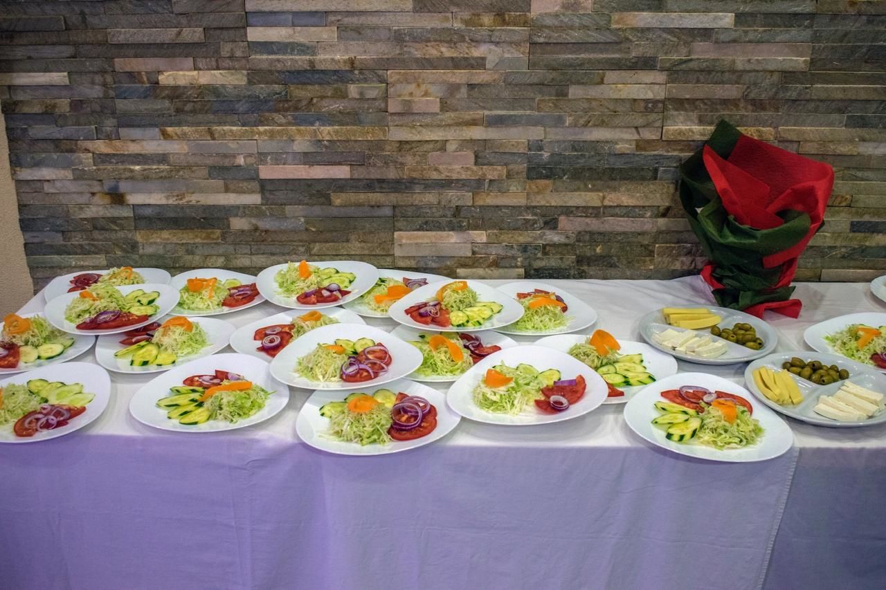 Отель Hotel Dajti Улцинь-5